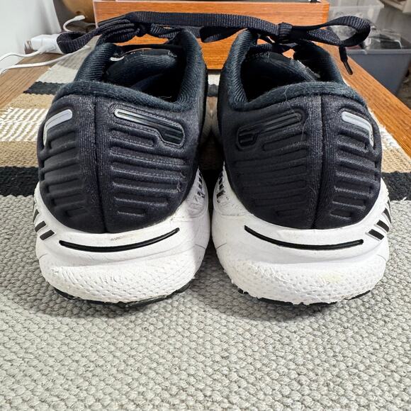 Brooks Adrenaline GTS 22 Running Sneaker Women 8.5 Black White Athleisure Walk - Picture 13 of 15